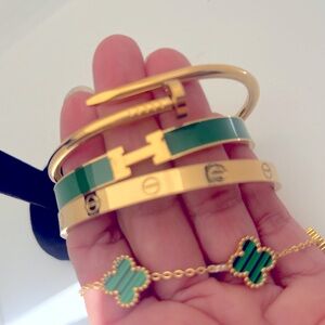 Bangles